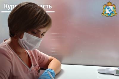 Жителей Курской области предупредили об ответственности за использование поддельных сертификатов о вакцинации