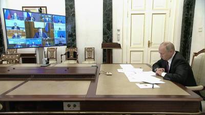 Вести в 20:00. Вакцинация, поддержка семей, "пушкинская карта": совещание Путина с правительством