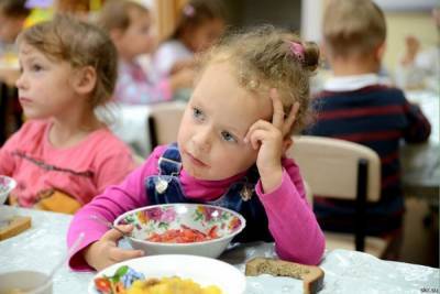 В одесских детсадах хотят ввести новые цены на питание и новое меню