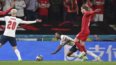 Моуринью раскритиковал арбитра за пенальти в матче Евро-2020 Англия — Дания