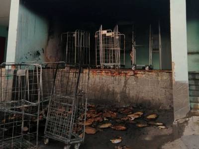 В Чебаркуле сгорел магазин