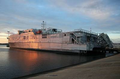 ВМС США сообщили о выходе транспортно-десантного корабля в Черное море