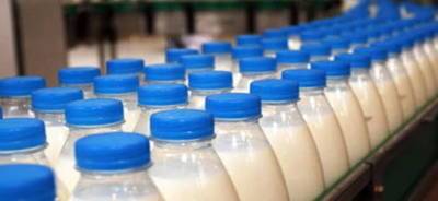 Из-за жаркой погоды в России может подорожать молоко