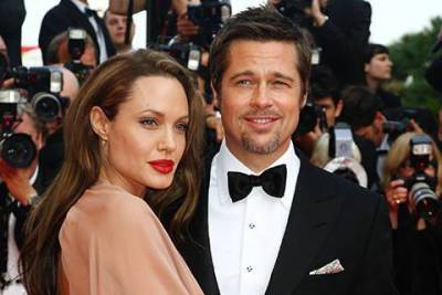 Анджелина Джоли подала новые документы в суд по делу о разводе с Брэдом Питтом
