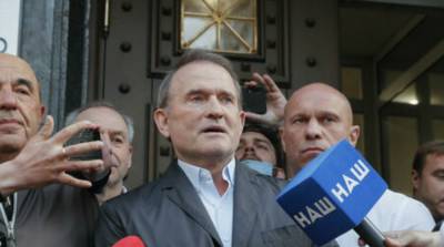 Суд продлил срок расследования по делу Медведчука о госизмене