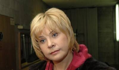 Татьяна Догилева попала в больницу с ковид-пневмонией
