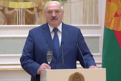 Лукашенко допустил начало войны из-за хаоса в Белоруссии