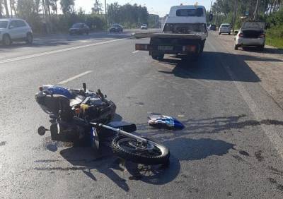 В ДТП с мотоциклом на выезде из Рязани пострадали два человека
