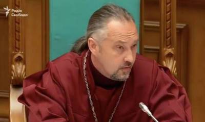 Александр Дюма - НАПК требует уволить судью Конституционного суда - capital.ua - Украина