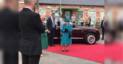 Королева Єлизавета відвідала знімальний майданчик найстарішого британського телесеріалу — на честь його 60-річчя