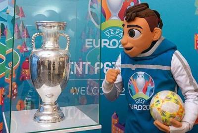 Симон Кьер - Одиннадцать рекордов Евро-2020 - real-vin.com - Украина - Англия - Италия - Лондон - Дания
