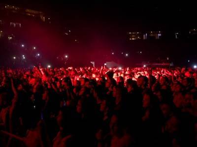 На Кубани «тайно» прошел многотысячный несогласованный концерт певицы Zivert