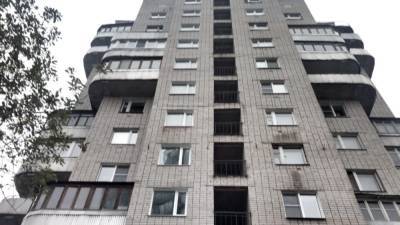 Выпускник школы выпал из окна и разбился в Татарстане
