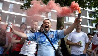 УЕФА откроет дисциплинарное дело по факту поведения английских болельщиков в матче с Данией