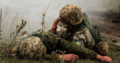 Оккупанты ранили украинского защитника на Донбассе