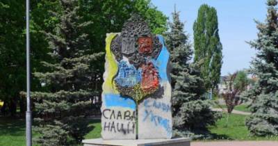 В Киеве снесут памятник в честь дружбы с Москвой