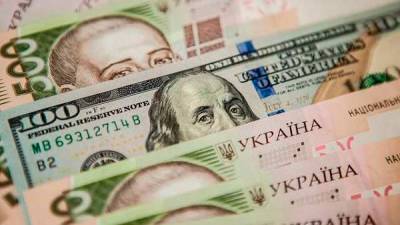 Гривню укрепили за счет валютных продаж аграриев, рынки не поверили в скорое получение Украиной транша от МВФ