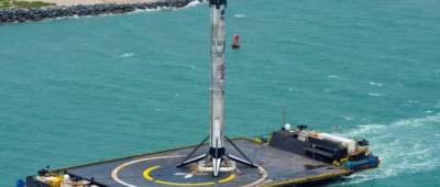 Маск показал посадку ракеты Falcon-9