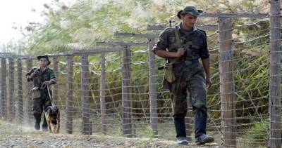 На таджикско-кыргызской границе ранено двое кыргызских пограничников, незаконно пресекших границу Таджикистана