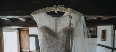 Свадебное платье принесло убытки жительнице Карелии