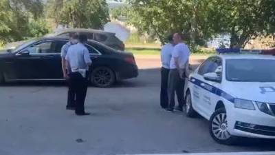 Набросился на инспекторов: депутата Госдумы задержали в Перми