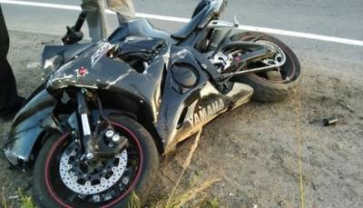 В Смоленском районе мотоциклист на "Ямахе" влетел в авто