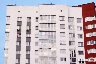 Минчанку оштрафовали на 1450 рублей за белый лист бумаги на окне