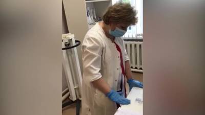 В Калужской области медсестра ввела пациенту физраствор вместо вакцины