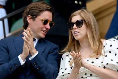 Беременная принцесса Беатрис с мужем Эдоардо Мапелли-Моцци посетила Уимблдонский турнир