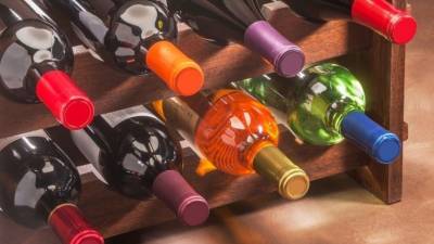 В Минфине обсудили регулирование импорта винодельческой продукции