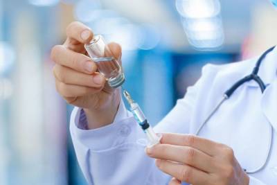 Петербуржцы стали больше доверять российской вакцине от коронавируса