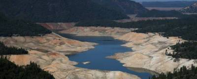В США из-за засухи жителей Калифорнии просят сократить потребление воды
