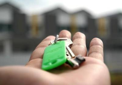Война за квартиру: чем опасна ипотека и что грозит покупателям залогового жилья