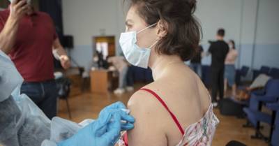 Коронавирус: в Украине новый рекорд вакцинаций в сутки