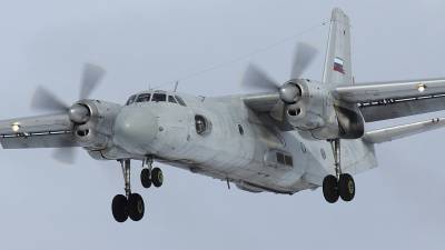 Спасатели нашли второй черный ящик разбившегося самолета Ан-26