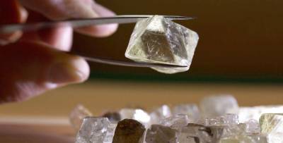 АЛРОСА ожидает затяжного дефицита на рынке алмазов
