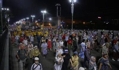 Митрополит против губернатора: состоится ли крестный ход в Екатеринбурге?