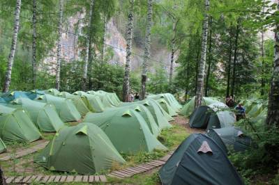 В палаточном лагере под Новосибирском подростки устроили стрельбу