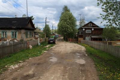 В Сараевском районе Рязанской области на дороге нашли труп мужчины