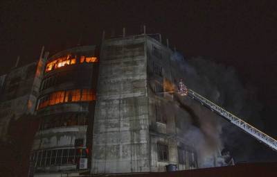 СМИ: при пожаре на заводе в Бангладеш погибли 53 человека