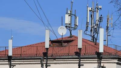 ГКРЧ запланировала обязать операторов связи построить в селах сети 4G
