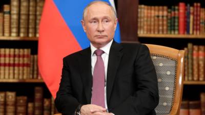 Россияне высоко оценили работу президента страны Владимира Путина