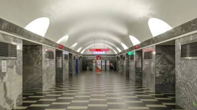 Станцию метро "Чернышевская" в Петербурге закроют вечером 10 июля