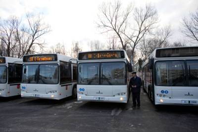 Первые автобусы в рамках новой транспортной модели в Петербурге запустят в апреле