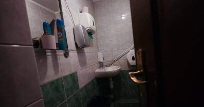 В Калининграде неизвестные разнесли несколько общественных туалетов