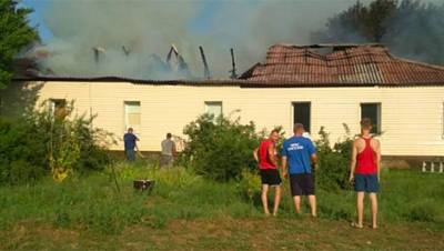 Школа загорелась в Ростовской области