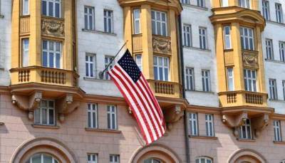 Штат посольства США в Москве сократят на 90% относительно 2016 года