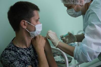 Петербуржцы столкнулись с проблемами при записи на вакцинацию через «Госуслуги»