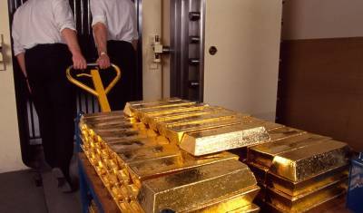 В мае вдвое сократился экспорт золота