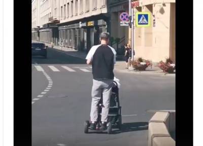 Полиция Петербурга ищет гонщика с детской коляской на сегвее